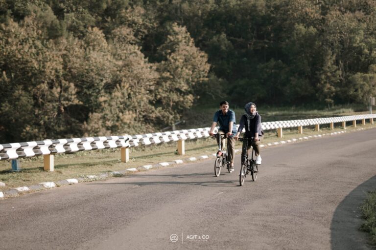 Eky & Ellysa